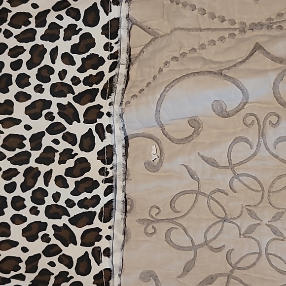 NWT White and Leopard Bell Bottom Jeans - Picture 2 of 7